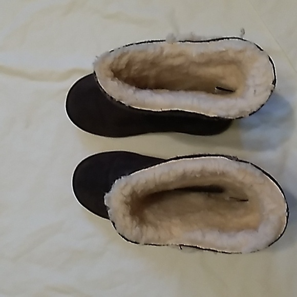 Womens Bearpaw suede leather brown and tan moccasin look boot size 6 - Picture 3 of 8